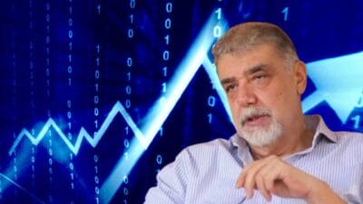 Ekonomist Atilla Yeşilada, katıldığı bir programda maaş zamları ve enflasyon