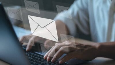 E-posta modern iş yaşamının vazgeçilmez bir parçasıdır ve iş birliği