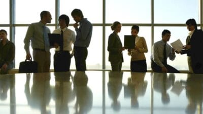 Pandemi sonrası iş dünyasında kalıcı hale gelen uzaktan ve hibrit