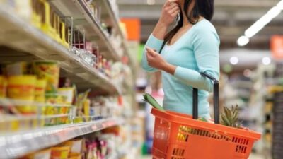 Tüketici güven endeksi, mart ayında yüzde 4,6 oranında artarak 85,9