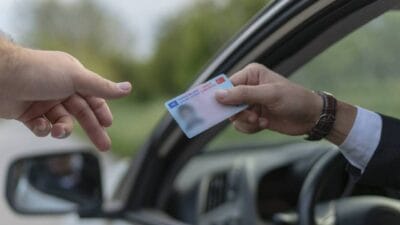 Türkiye'de milyonlarca sürücüyü ilgilendiren önemli bir yenilik hayata geçirildi. Artık