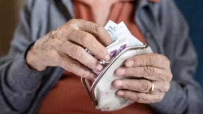 Emekli maaşlarına yapılan zammın ardından milyonlarca emeklinin gözü, bankaların vereceği