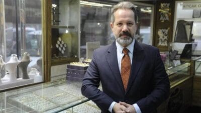 Hem küçük hem de büyük yatırımcının güvenli limanı olarak görülen