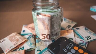 Yeni yapılan bir araştırma, Z kuşağının tasarruf konusunda diğer nesillere