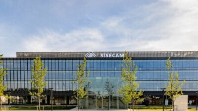 Şişecam, Kuzey İtalya’daki düz cam fabrikasında bulunan fırının planlanandan daha