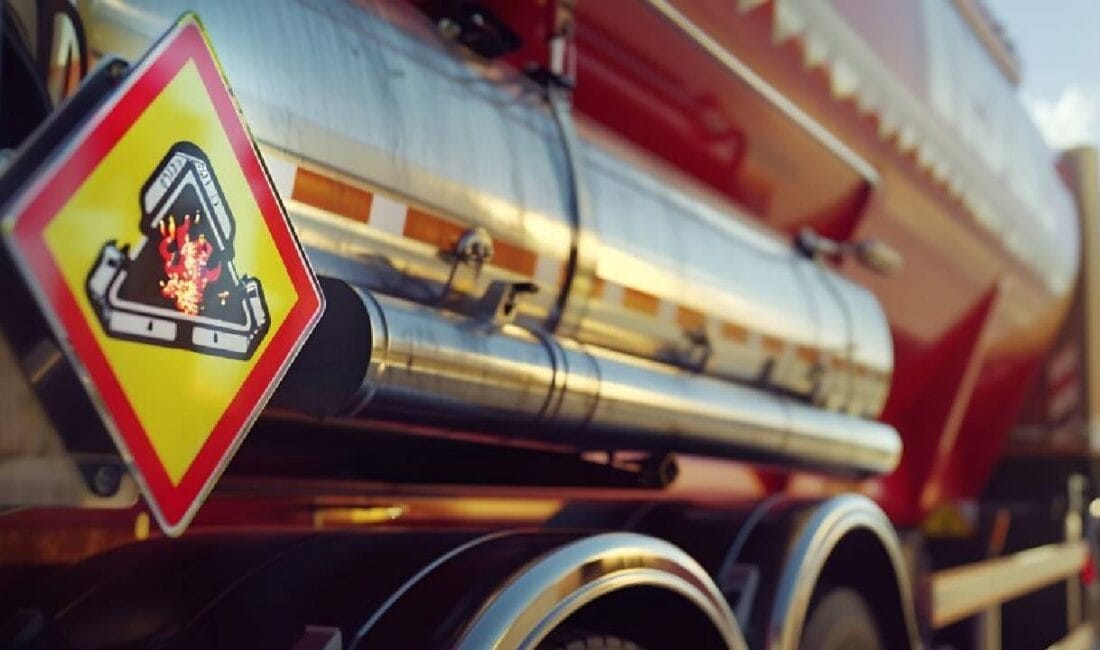 Türkiye'de tehlikeli madde taşımacılığına yönelik yeni düzenlemeler yürürlüğe girdi. Ulaştırma
