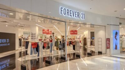 ABD merkezli moda perakendecisi Forever 21, azalan müşteri trafiği ve
