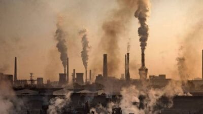 İstanbul'da hava kirliliği yeniden gündemde. İBB Hava Kalite Ölçüm İstasyonları'nın