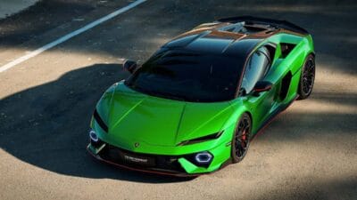 İtalyan lüks otomobil üreticisi Lamborghini, 2024 yılında hem satış hem