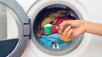 Ticaret Bakanlığı'na yapılan şikayet üzerine ünlü deterjan markası Ariel'in reklamları