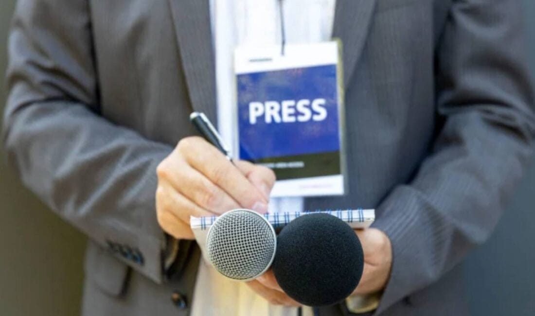 DİSK Basın-İş, basın emekçilerinin çalışma koşulları ve ücretlerine dair gerçekleştirdiği