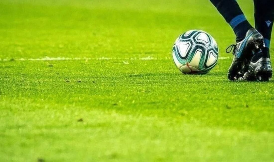 Almanya'da faaliyet gösteren 1. FC Düren futbol kulübü, yaşadığı mali