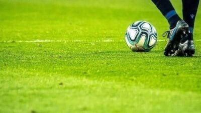 Almanya'da faaliyet gösteren 1. FC Düren futbol kulübü, yaşadığı mali