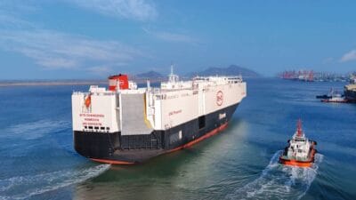 Çin merkezli elektrikli araç üreticisi BYD'nin araç taşıma gemisi "BYD