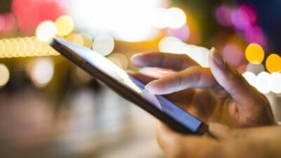 Marmara Denizi açıklarında meydana gelen ve İstanbul’un birçok ilçesinde hissedilen