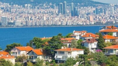 İstanbul’da konut kiraları Mart ayında rekor seviyelere ulaşarak barınma krizini