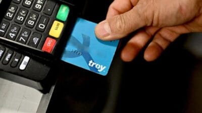 Türkiye’nin yerel ödeme sistemi TROY, dijital platformlardaki etkinliğini artırmayı sürdürüyor.