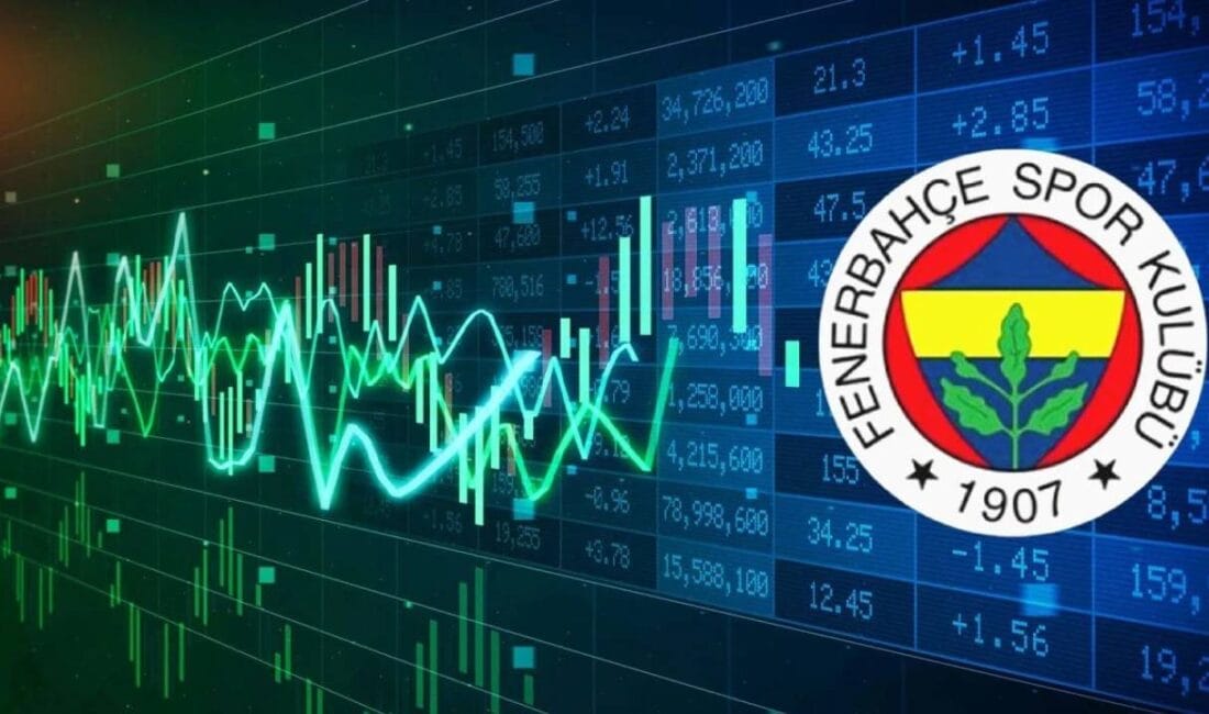 Süper Lig'de zirve mücadelesinde yaşadığı puan kaybıyla geriye düşen Fenerbahçe,