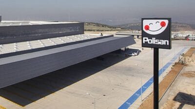 Kimya, boya, liman işletmeciliği ve gayrimenkul sektörlerinde aktif rol oynayan