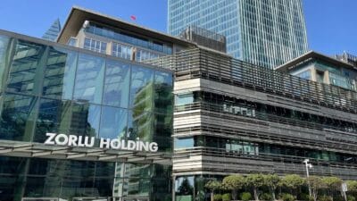 Zorlu Holding, yaklaşık 4,9 milyar dolarlık devasa borç yükünü hafifletmek