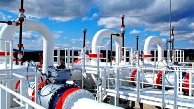 Enerji ve Tabii Kaynaklar Bakanı Alparslan Bayraktar, Suriye'ye gerçekleştirdiği resmi