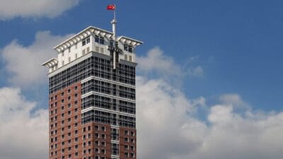 Can Kültür ve birlikte hareket eden şirketler, Tekfen Holding'deki pay