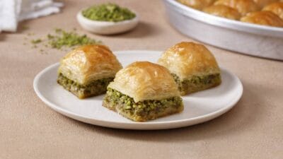 Kurban Bayramı'nda tatlı tüketiminin artması beklenirken, Adana'dan gelen bir haber