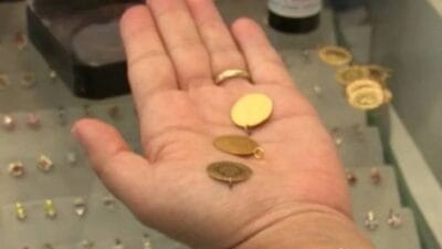 Kuyumcular, piyasada “Suriye altını” olarak bilinen ayarı düşük çeyrek altınların