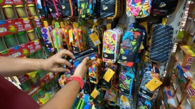 2025-2026 eğitim öğretim yılı öncesinde Ticaret Bakanlığı, kırtasiye ürünlerine yönelik