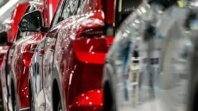 Autocar ekibi, Porsche, BMW, Mazda, Lotus ve Aston Martin gibi