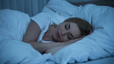 Uzmanlara göre uyku, fiziksel ve zihinsel sağlığın temel unsurlarından biri.