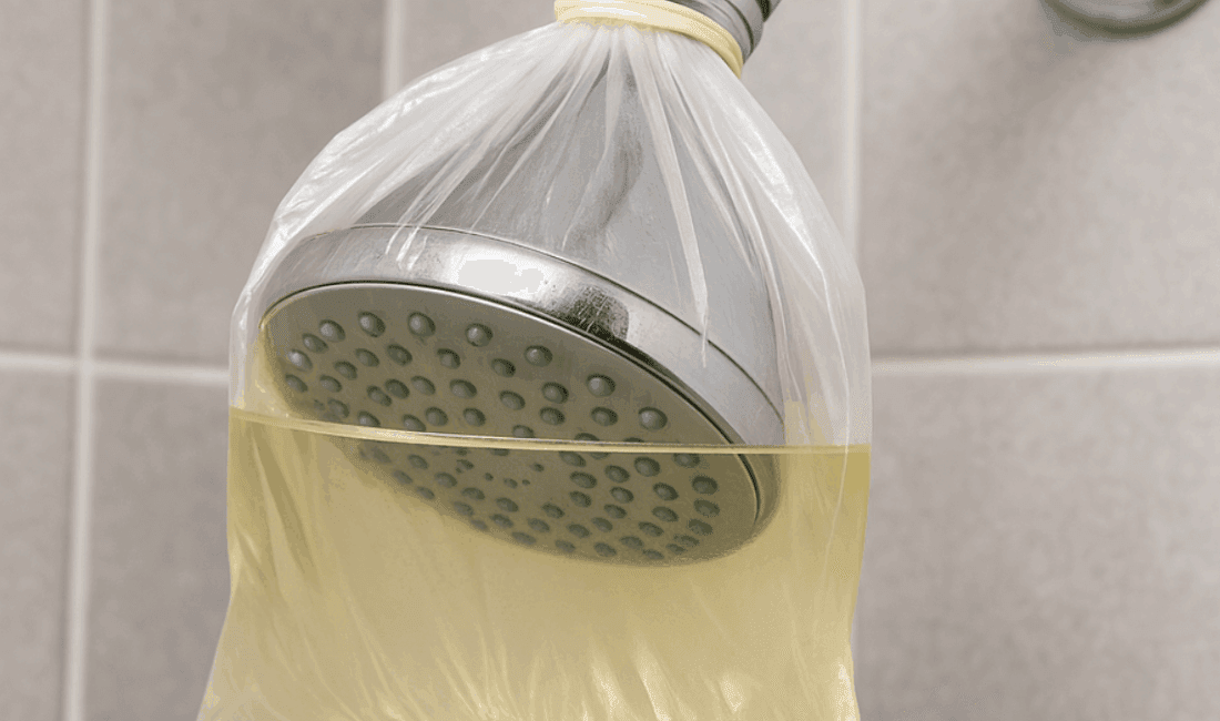 Son dönemde sosyal medyada sıkça paylaşılan “duş başlığına maske takma”