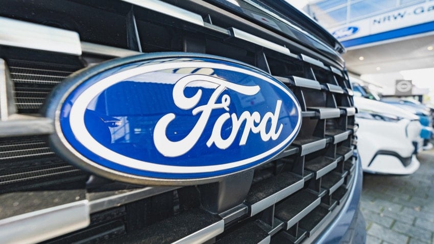 Ford’dan dev hamle: O modelin üretimini durduruyor Ford Motor Company (NYSE: F), yılın üçüncü çeyreğinde gelir ve