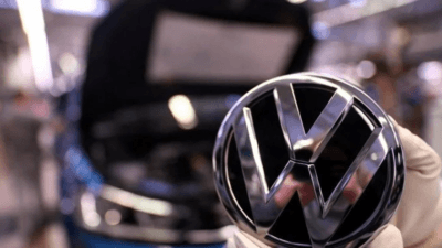 Otomobil dünyasının ikonik modellerinden biri olan Volkswagen Touareg, içten yanmalı