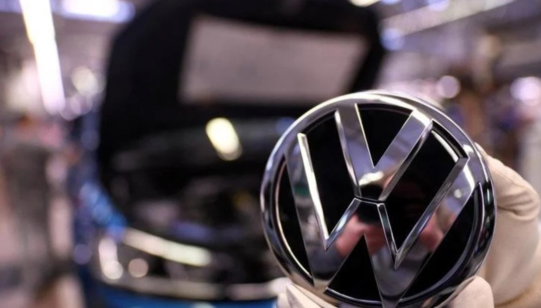 Otomobil dünyasının ikonik modellerinden biri olan Volkswagen Touareg, içten yanmalı