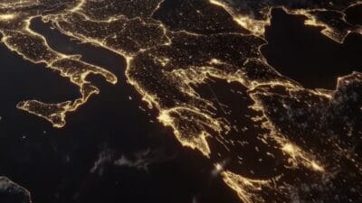 Elon Musk yine ezber bozdu. Bu kez elektrikli arabalarla ya