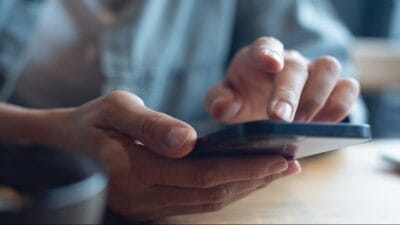 Uzmanlara göre akıllı telefonunuzu haftada en az bir kez kapatmak,