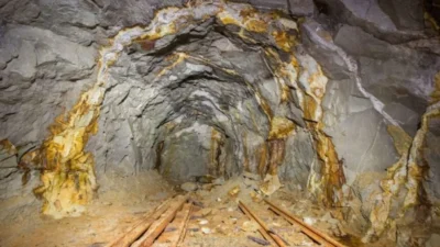 Çoğunluk hisseleri OYAK'ın elinde bulunan Ereğli Demir ve Çelik Fabrikaları,