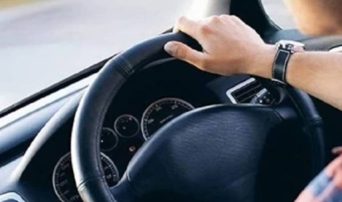 Aracın bozulacağını önceden gösteren: Gördüğünüz gibi aracı durdurun Uzmanlara göre, gösterge panelinde beliren bazı uyarı ışıkları görmezden gelinmemeli.