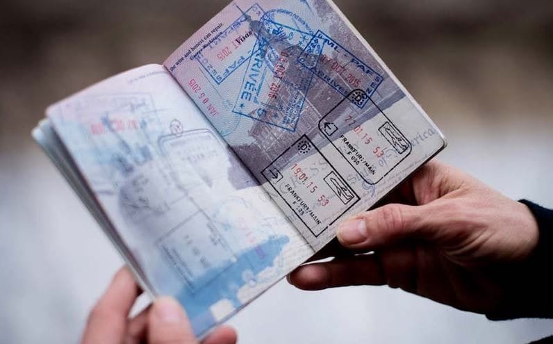 Hindistan’ın pasaport gücü, son Henley Pasaport Endeksi’ne göre beş sıra