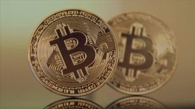 ABD Başkanı Donald Trump'ın söylemleriyle hareket eden Bitcoin, 6 ayın