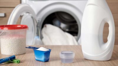 Çamaşır yıkarken hangi deterjanın daha etkili olduğu uzun süredir merak