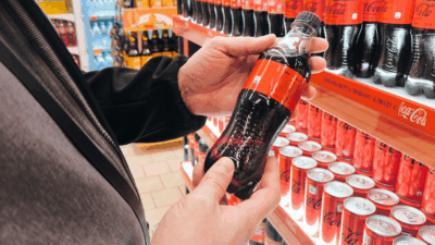 Rekabet Kurulu, Coca-Cola İçecek'e 282,4 milyon lira para cezası verdi.