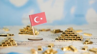 BDDK verilerine göre, TL mevduat nominal olarak artsa da tasarruf