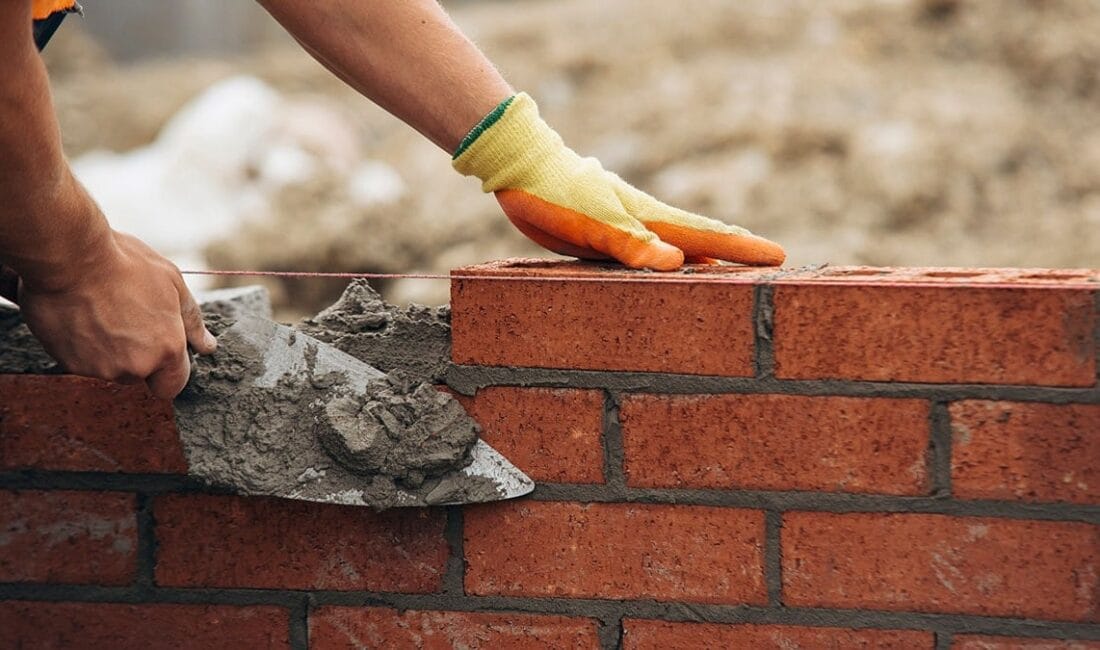 Genç yaşta milyoner olmak kulağa harika gelse de İngiliz girişimci