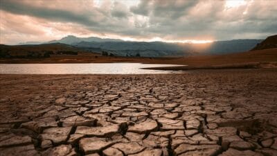 Dünya Bankası, küresel ölçekte her yıl 324 milyar metreküp tatlı