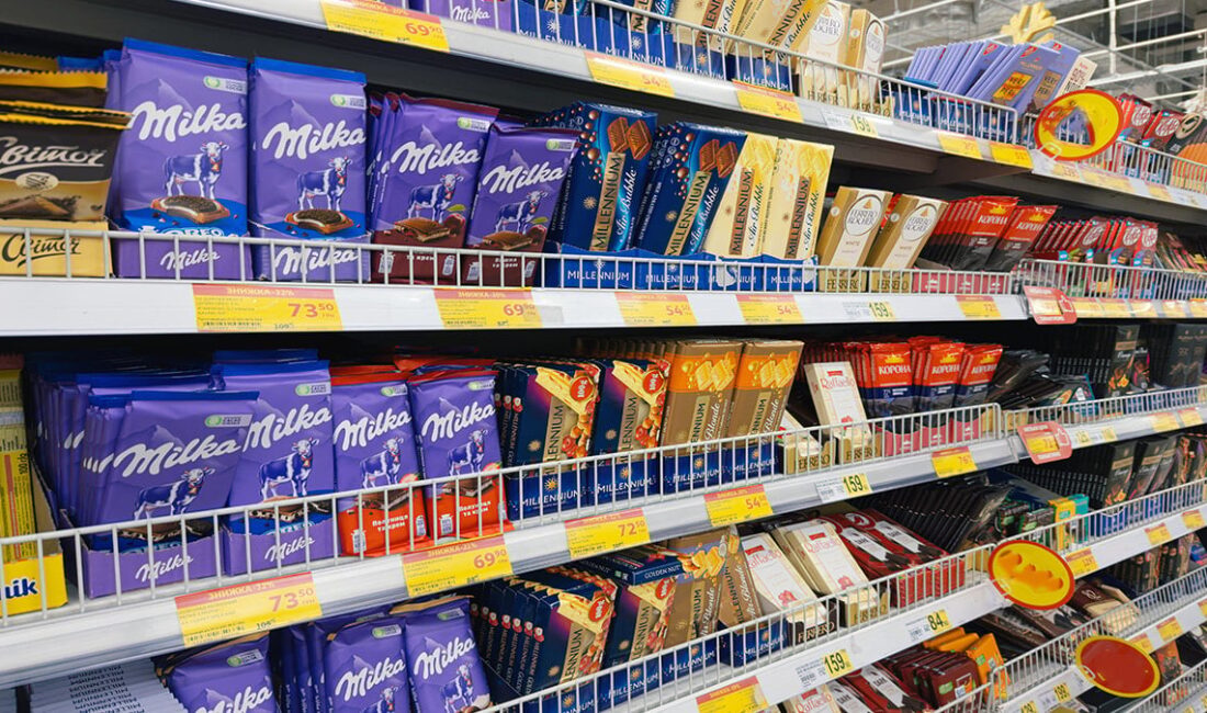 Milka Caramel çikolataları market raflarından toplatılıyor Almanya’da Milka Caramel çikolataları yabancı cisim riski nedeniyle geri çağrılırken