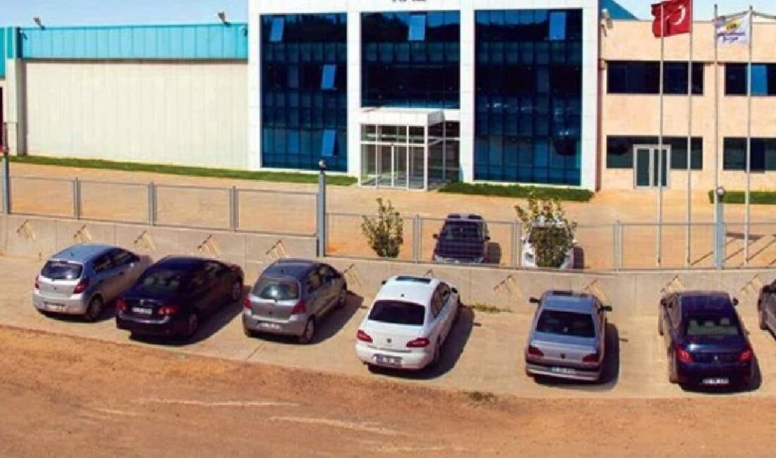 Türkiye’nin tekstil devi Naz Örme Kumaş iflas etti Türkiye tekstil sektöründe uzun yıllardır faaliyet gösteren 2 köklü şirket