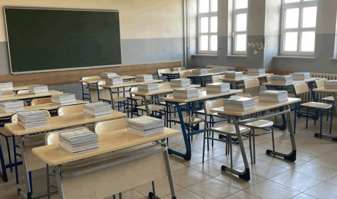 Salgın patlak verdi: Ülkede okullar apar topar uzaktan eğitime geçti İran'da hava kirliliği ve grip salgınından dolayı müzeler 2 gün