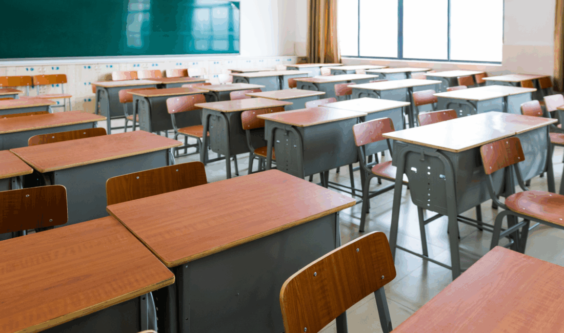 Öğrencilerin elinden düşmeyen ürün toplatılıyor Çocukların elinden düşmüyor ama yapılan testler sonucunda içerisinde tremolit türü